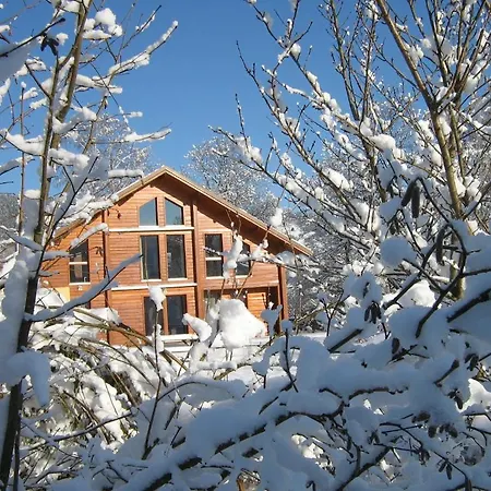 Chambres Et Table D'hotes Le Chalet Du Seu Bed & Breakfast